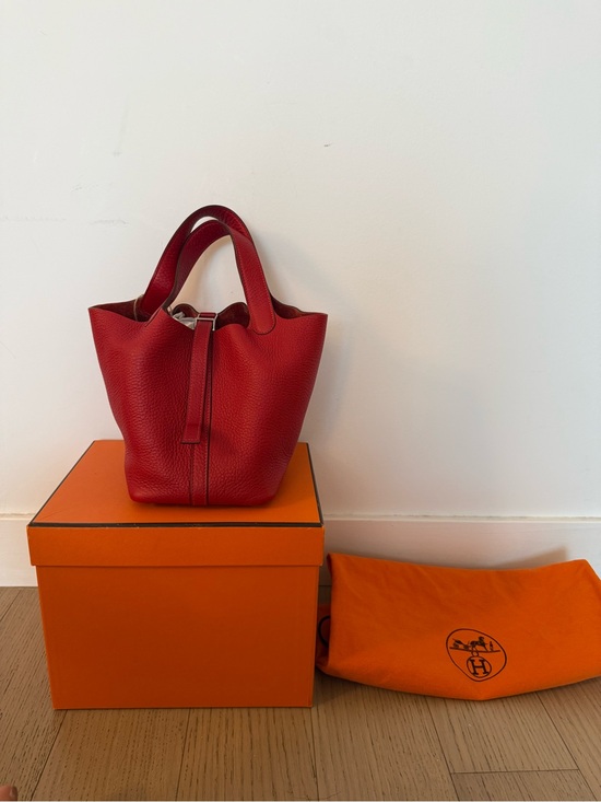 Hermes Handbags - Hermes 2004 Vintage Picotin 18 in Red Togo Leather